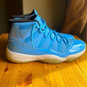 Pantone Retro Jordan 11s